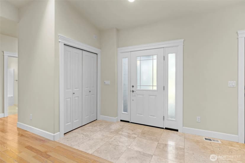 Property photo for 6110 Parkside Drive, Anacortes photo 3