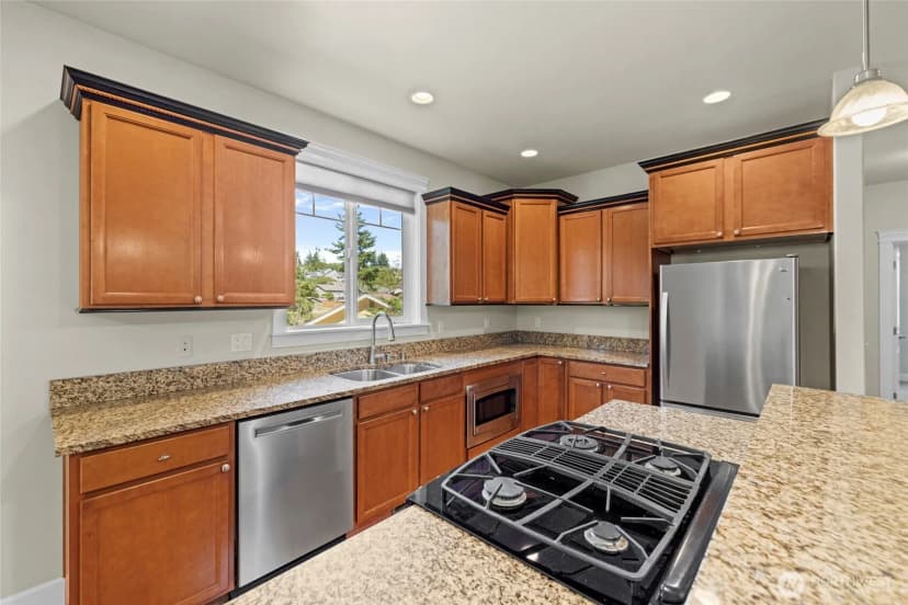 Property photo for 6110 Parkside Drive, Anacortes photo 10