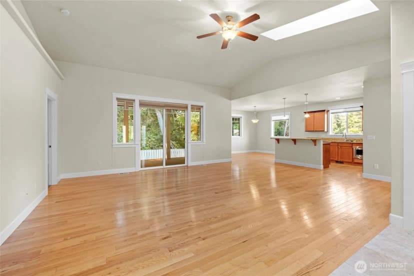 Property photo for 6110 Parkside Drive, Anacortes photo 5
