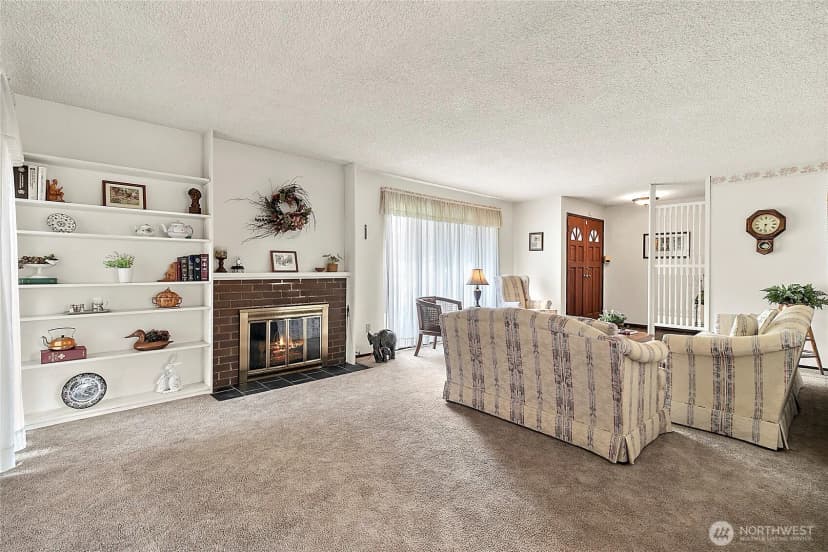 Property photo for 7311 Zircon Drive Sw, Lakewood photo 7