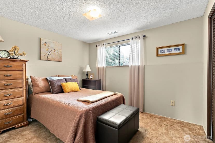 Property photo for 7311 Zircon Drive Sw, Lakewood photo 15