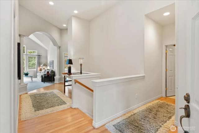 Property photo for 11536 W Oakmont Drive, Mukilteo photo 3