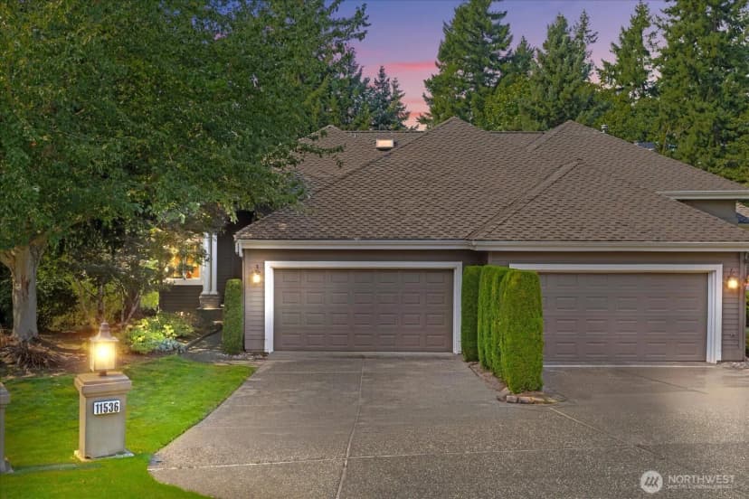 Property photo for 11536 W Oakmont Drive, Mukilteo photo 32