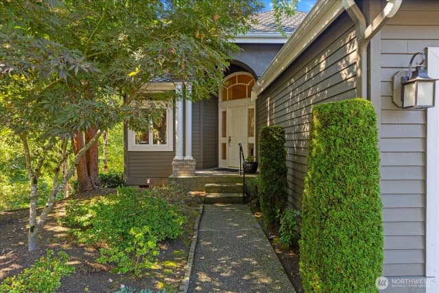 Property photo for 11536 W Oakmont Drive, Mukilteo