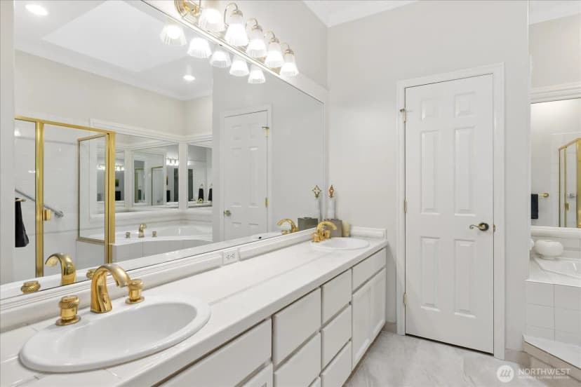 Property photo for 11536 W Oakmont Drive, Mukilteo photo 17