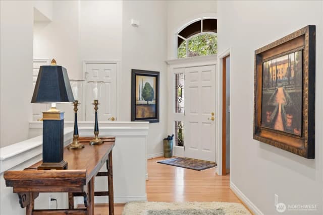 Property photo for 11536 W Oakmont Drive, Mukilteo photo 4