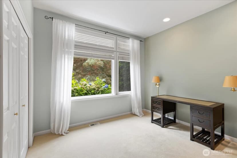 Property photo for 11536 W Oakmont Drive, Mukilteo photo 22