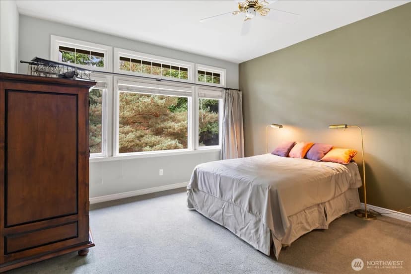 Property photo for 11536 W Oakmont Drive, Mukilteo photo 14