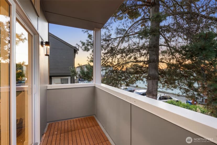 Property photo for 4121 A Chilberg Avenue Sw, Seattle photo 5