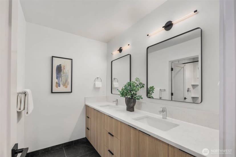 Property photo for 4121 A Chilberg Avenue Sw, Seattle photo 16