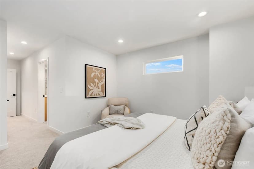 Property photo for 4123 A Chilberg Avenue Sw, Seattle photo 14