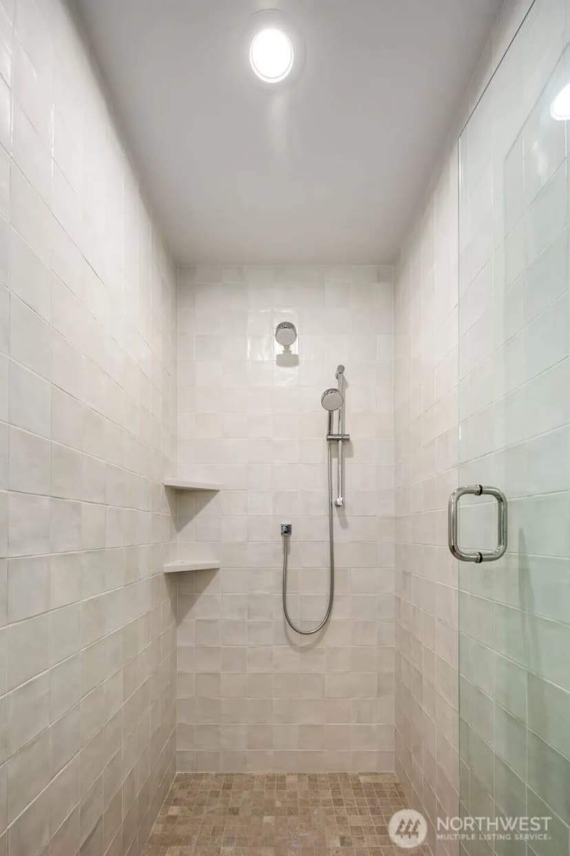 Property photo for 4123 A Chilberg Avenue Sw, Seattle photo 17