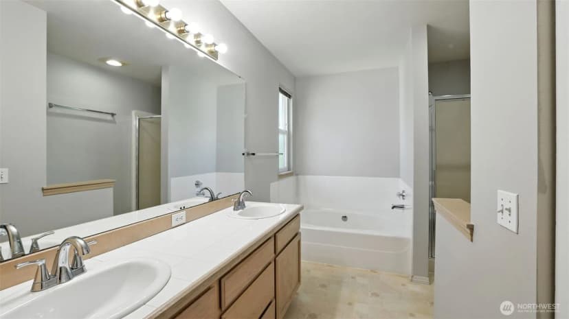Property photo for 4905 147th Place Sw, Edmonds photo 22