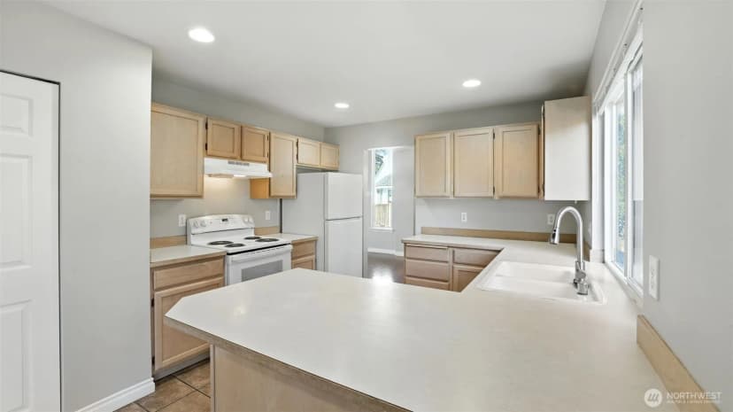 Property photo for 4905 147th Place Sw, Edmonds photo 13