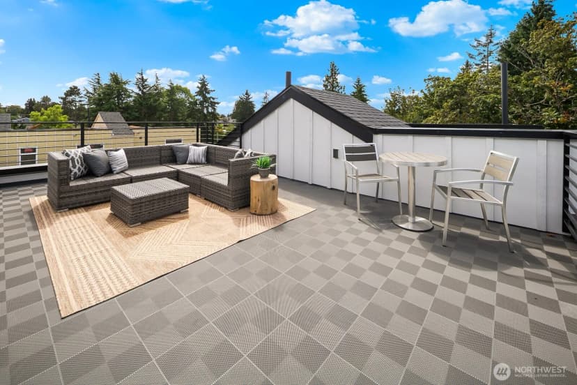 Property photo for 2927 39th Avenue Sw, Seattle photo 27