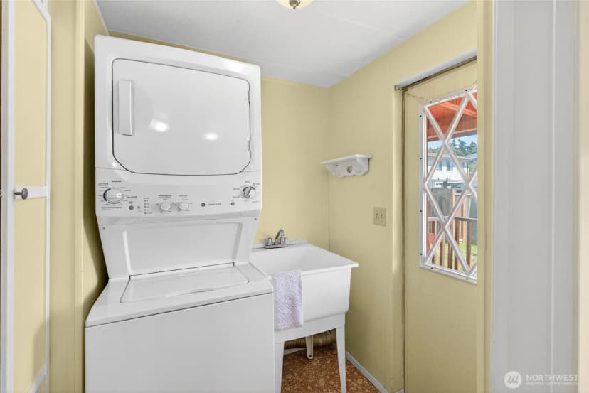 Property photo for 7546 Leeside Street, Blaine photo 23