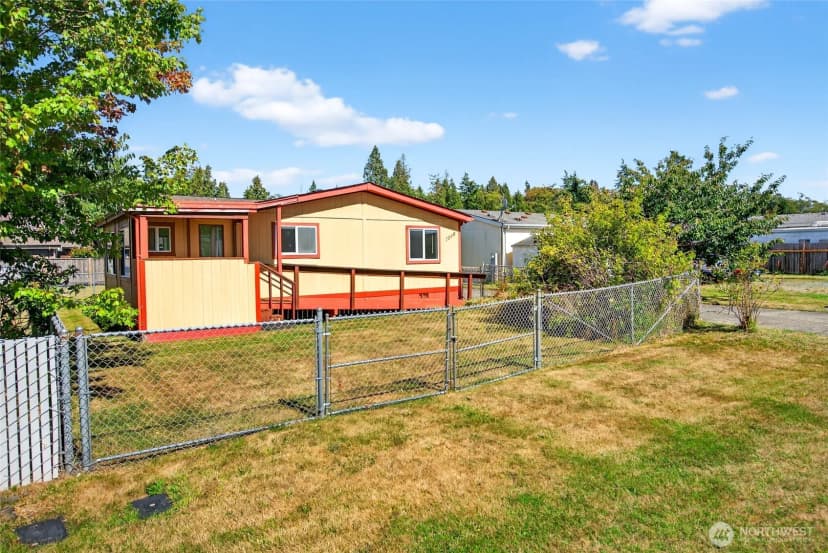 Property photo for 7546 Leeside Street, Blaine photo 29