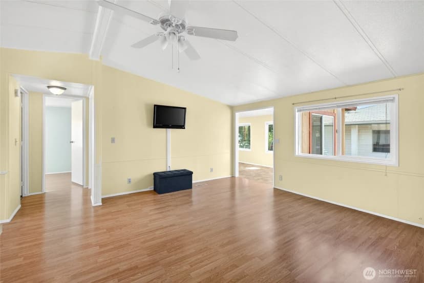 Property photo for 7546 Leeside Street, Blaine photo 13