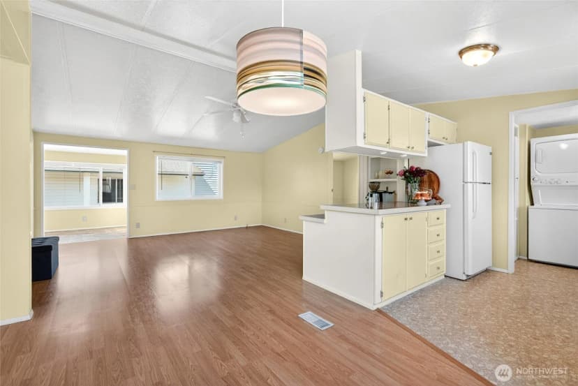 Property photo for 7546 Leeside Street, Blaine photo 7