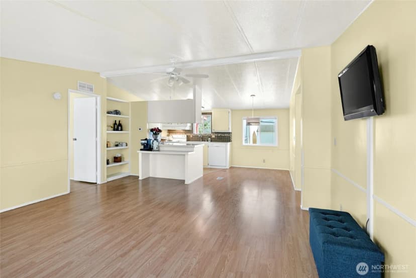 Property photo for 7546 Leeside Street, Blaine photo 10
