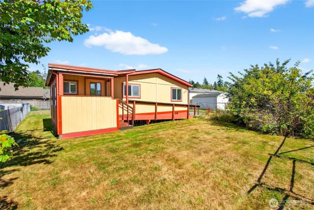 Property photo for 7546 Leeside Street, Blaine