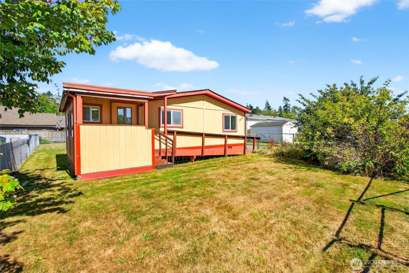 Property photo for 7546 Leeside Street, Blaine