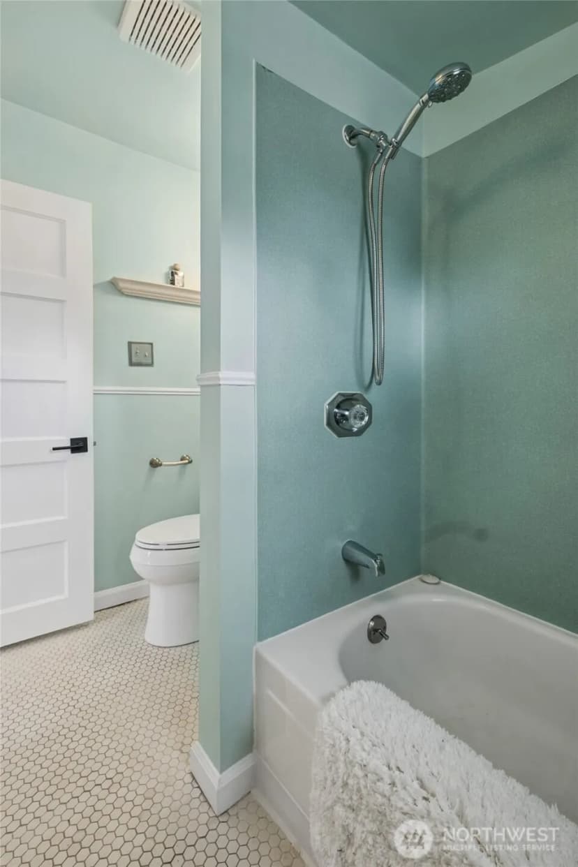 Property photo for 5136 S Frontenac Street, Seattle photo 16