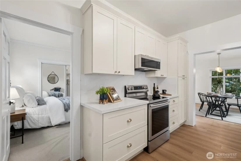 Property photo for 5136 S Frontenac Street, Seattle photo 12
