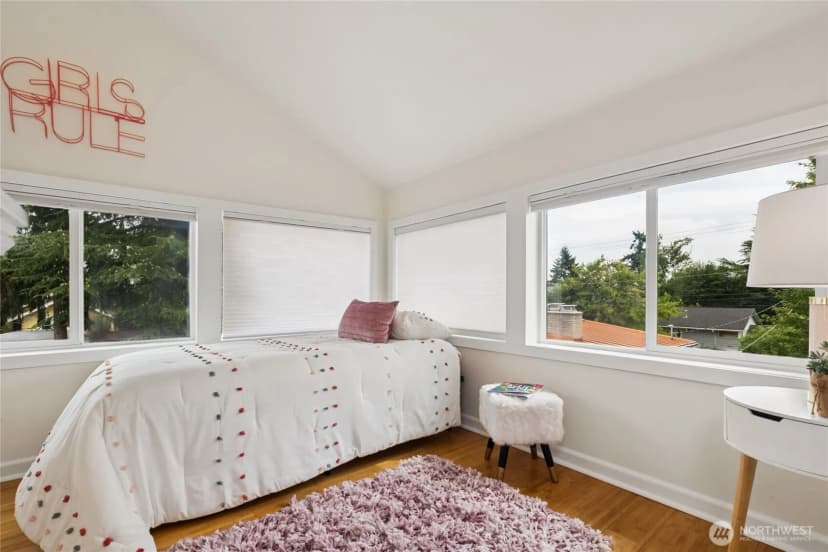 Property photo for 5136 S Frontenac Street, Seattle photo 23