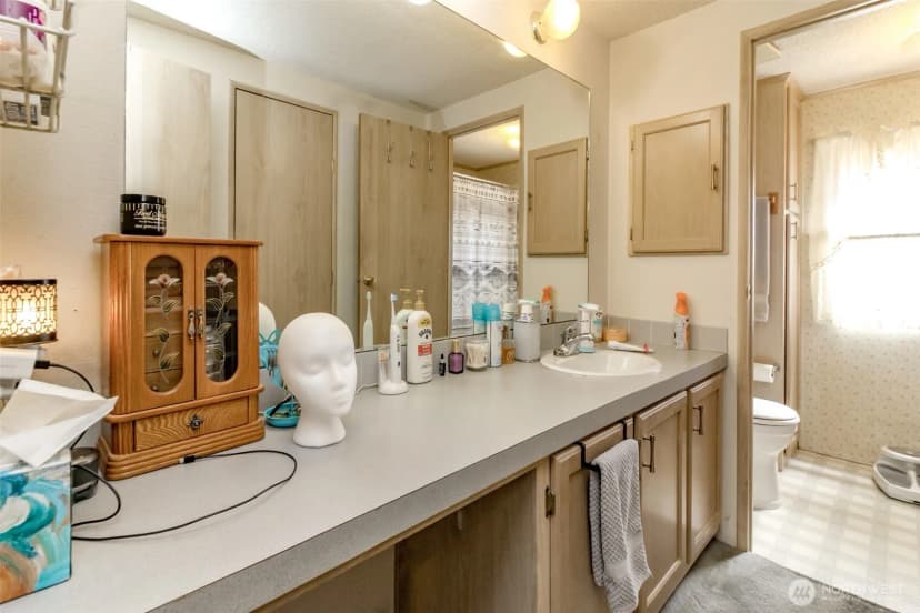 Property photo for 27404 149th Avenue Se #62, Kent photo 7