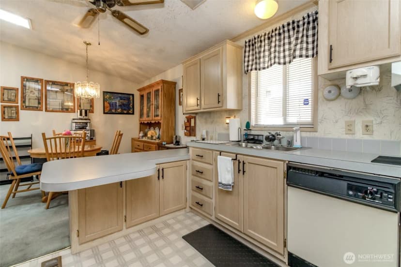 Property photo for 27404 149th Avenue Se #62, Kent photo 11
