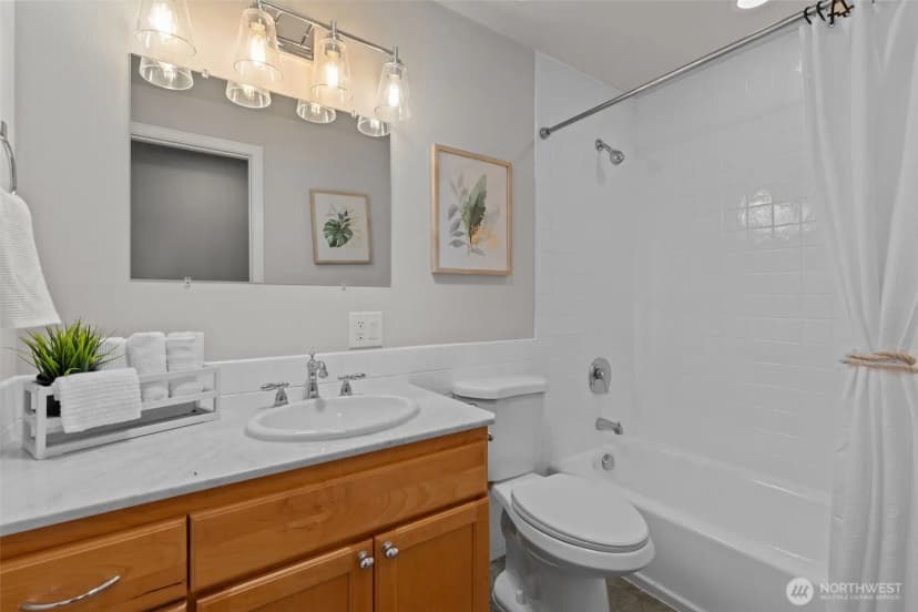 Property photo for 13786 Ne 75th Place, Redmond photo 26