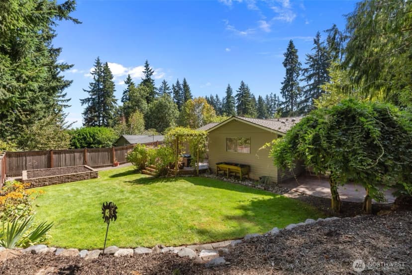 Property photo for 13786 Ne 75th Place, Redmond photo 30