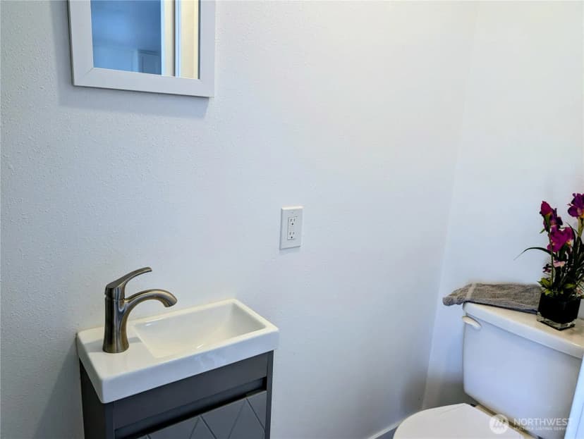 Property photo for 123 8th Street Se, Auburn photo 9