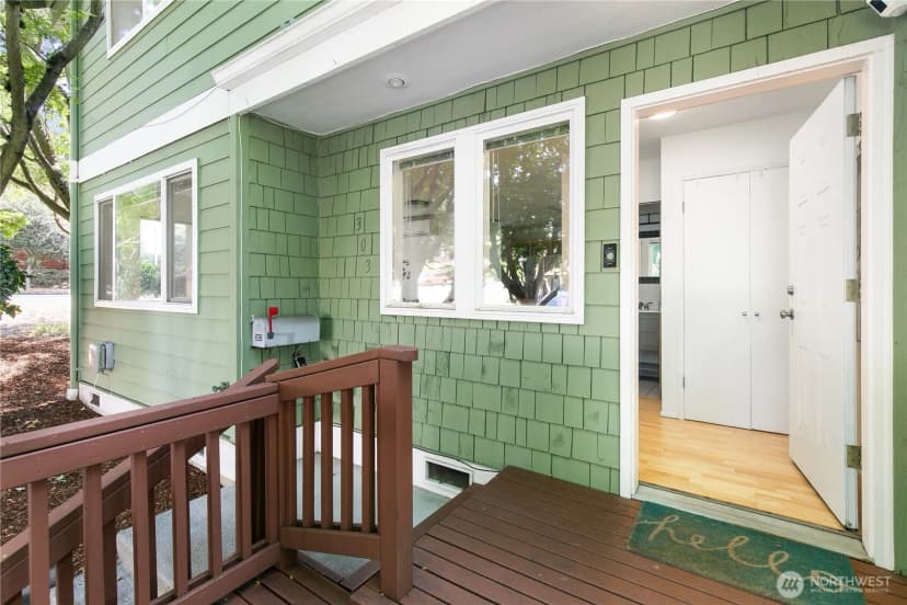 Property photo for 303 Nw 56th Street, Seattle photo 3