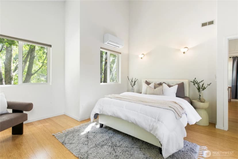 Property photo for 303 Nw 56th Street, Seattle photo 16