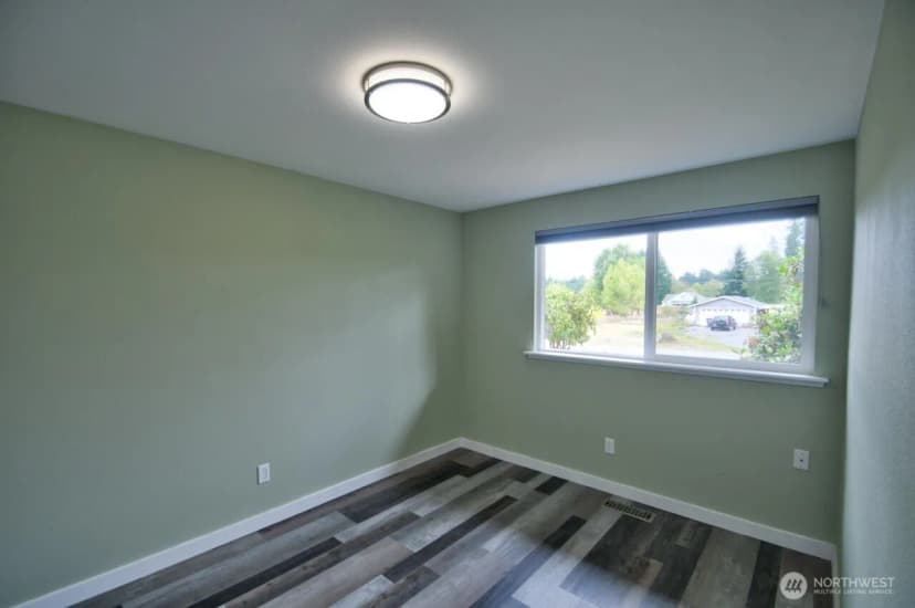 Property photo for 33916 52nd Avenue E, Eatonville photo 14
