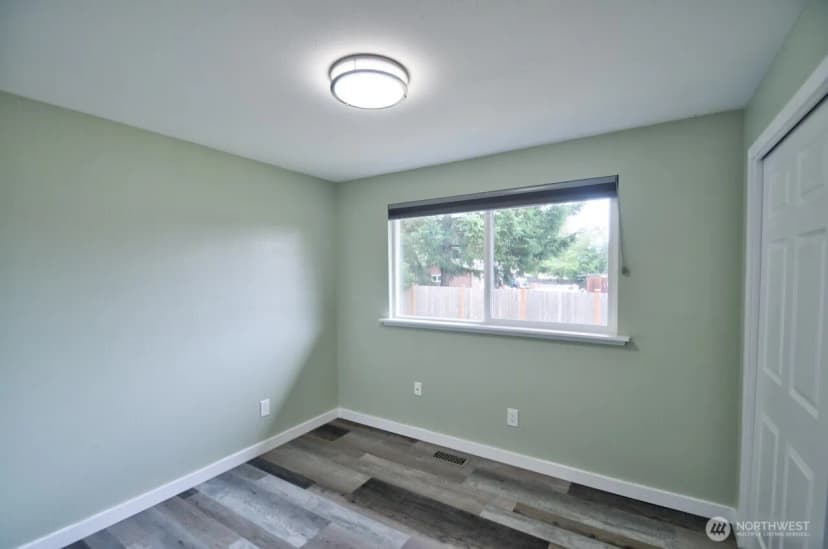 Property photo for 33916 52nd Avenue E, Eatonville photo 17