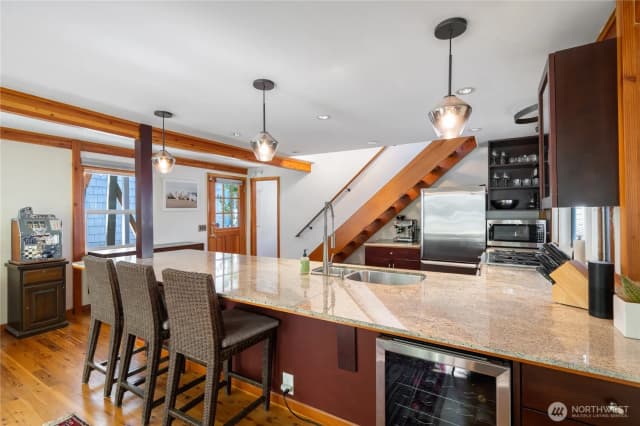 Property photo for 2766 Westlake Avenue N #a, Seattle photo 5