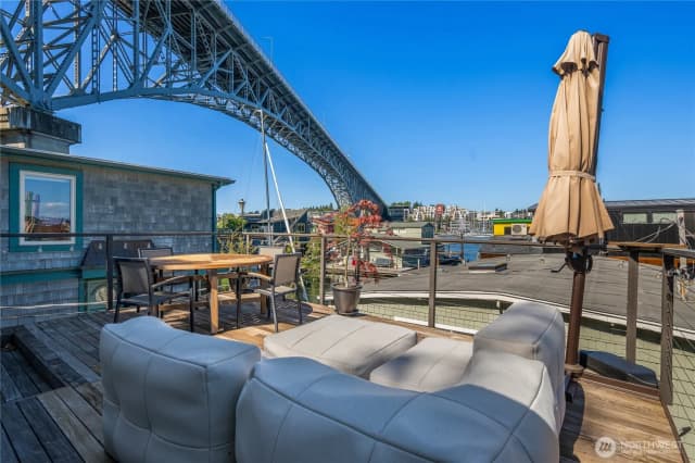 Property photo for 2766 Westlake Avenue N #a, Seattle