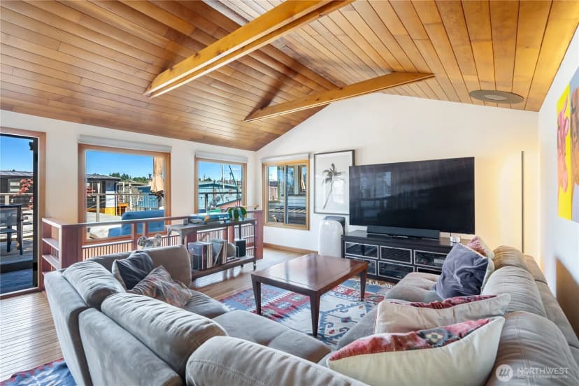Property photo for 2766 Westlake Avenue N #a, Seattle photo 15