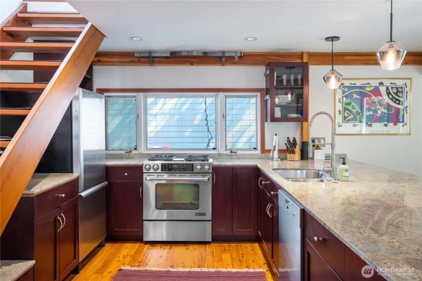 Property photo for 2766 Westlake Avenue N #a, Seattle photo 9