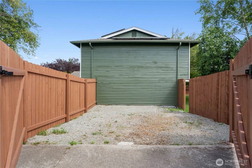 Property photo for 5302 34th Street Loop Ne, Tacoma photo 14