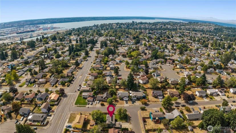 Property photo for 5302 34th Street Loop Ne, Tacoma photo 23