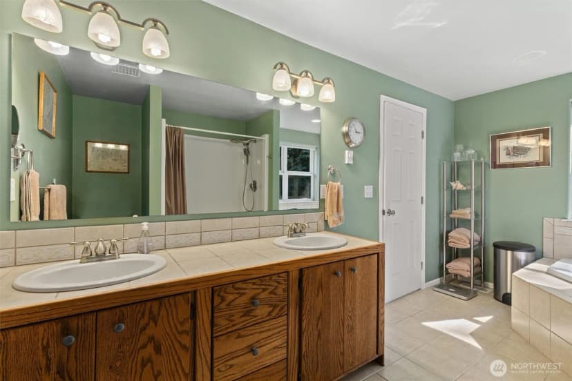 Property photo for 4108 Seneca Drive, Mount Vernon photo 16