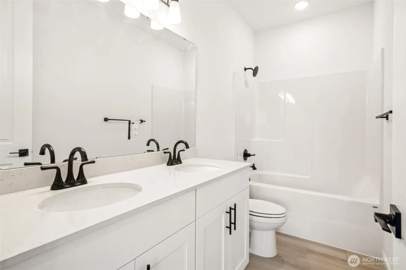 Property photo for 933 Sawyer Avenue #29, Buckley photo 24