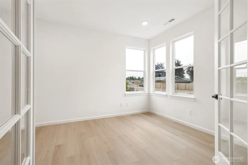 Property photo for 933 Sawyer Avenue #29, Buckley photo 5