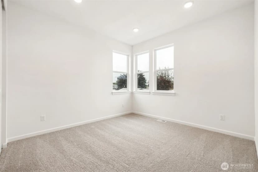 Property photo for 933 Sawyer Avenue #29, Buckley photo 22