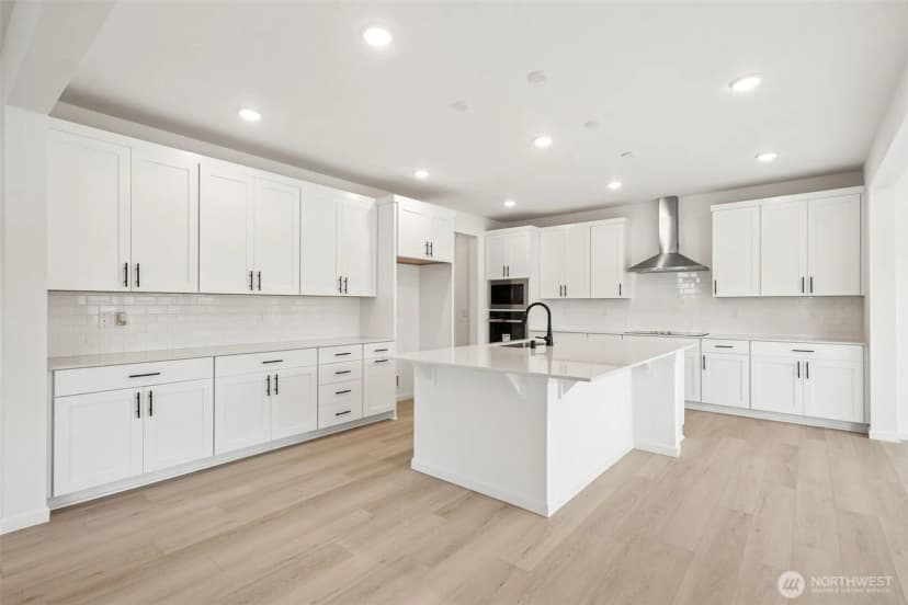 Property photo for 933 Sawyer Avenue #29, Buckley photo 9