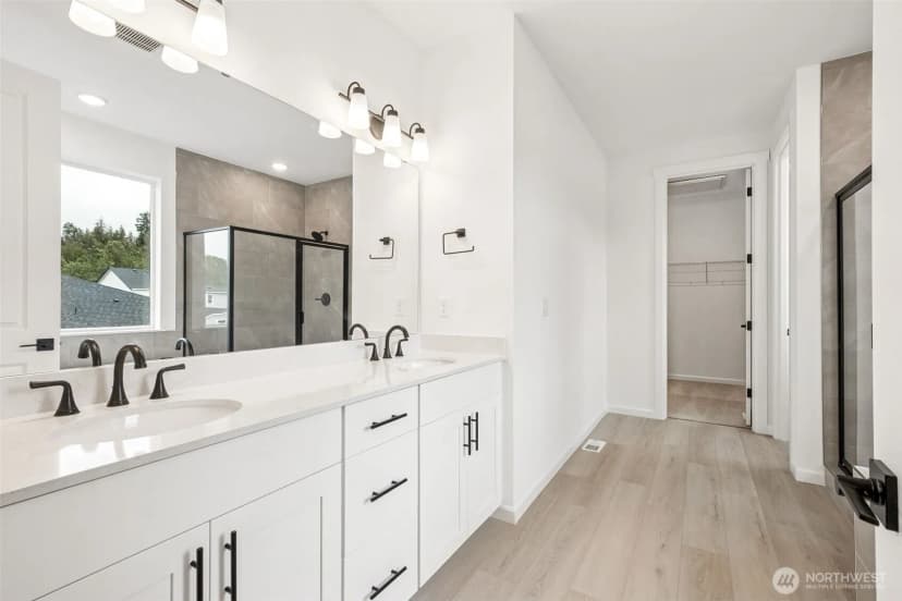 Property photo for 933 Sawyer Avenue #29, Buckley photo 28